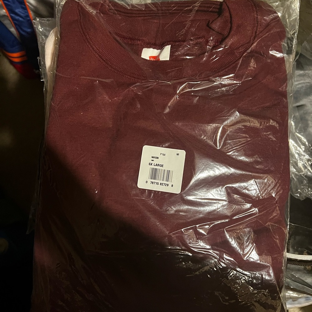 Brand new sweat shirt burgundy, hunter green and orange sizes 5